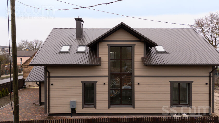 Rūpniecības iela 19, Jelgava un raj., Jelgava — maja