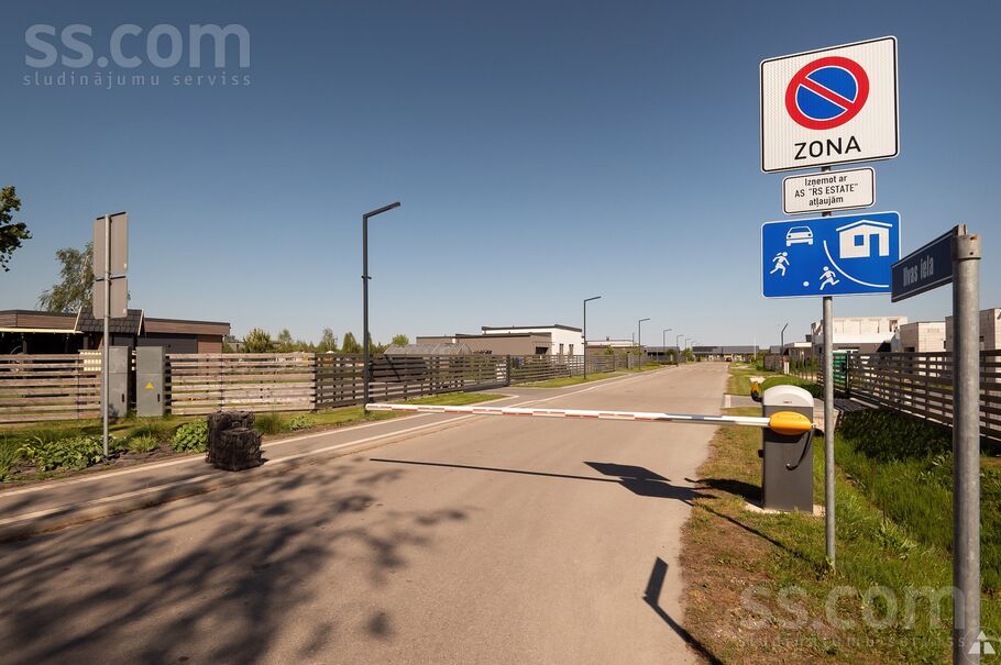 Violetas iela 8, Vīkuļi, Rīgas rajons, Babītes pag. — zeme