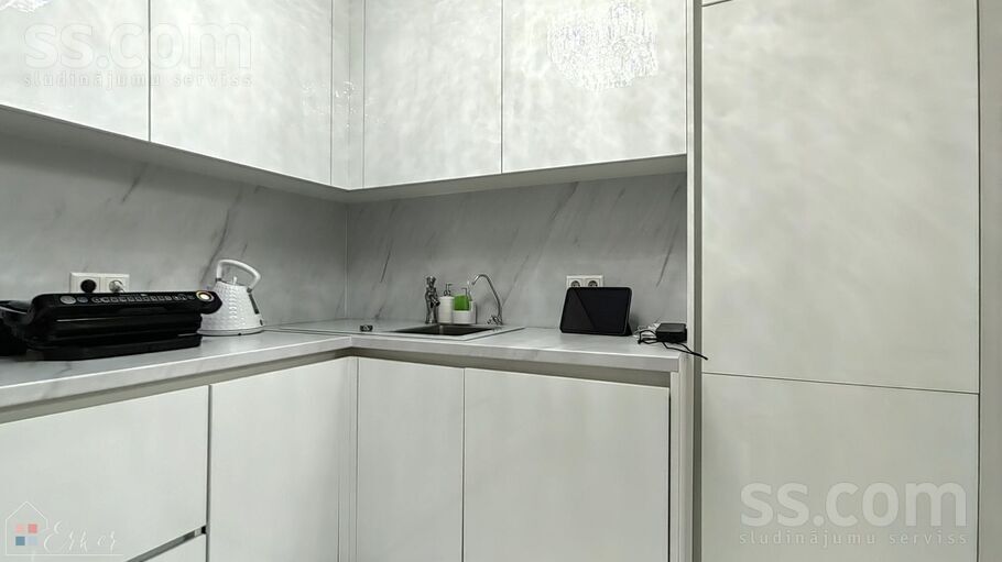 Skolas 65b, Jūrmala — dzivoklis