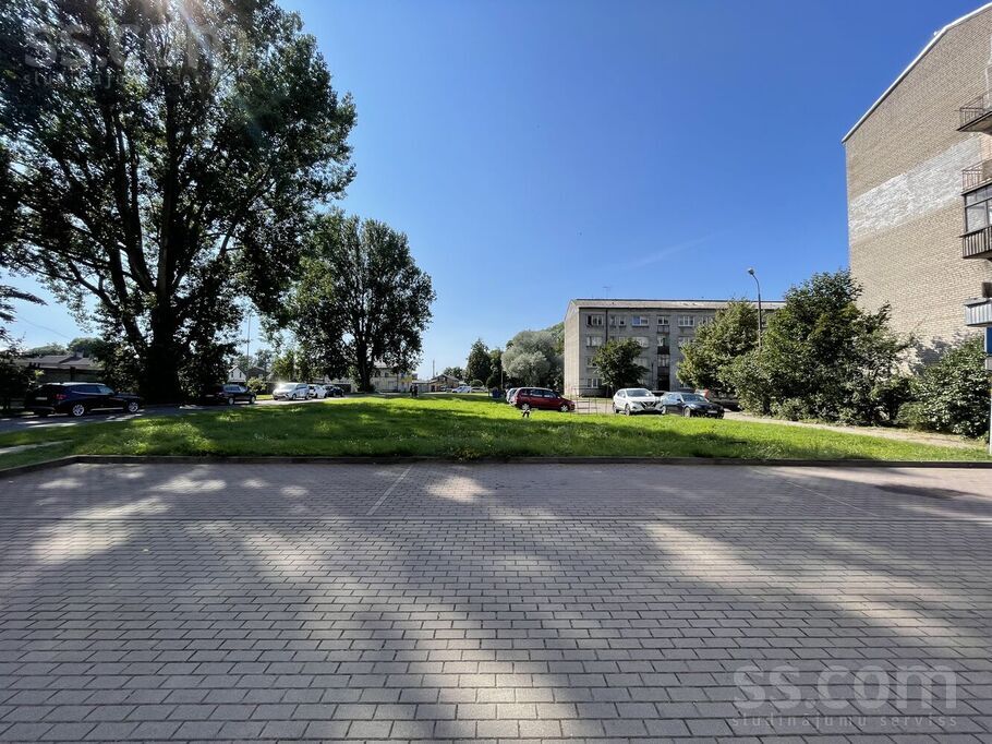 Strazdu iela 4a, Liepāja un raj., Liepāja — zeme