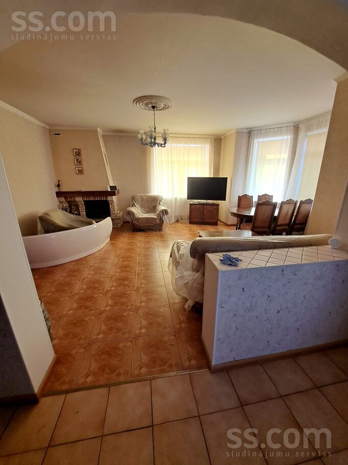 Lašu 7, Carnikava, Rīgas rajons, Carnikavas nov. — maja