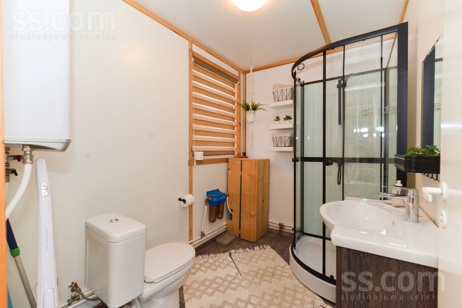 Grants 5, Engure, Tukums un raj., Engures pag. — maja