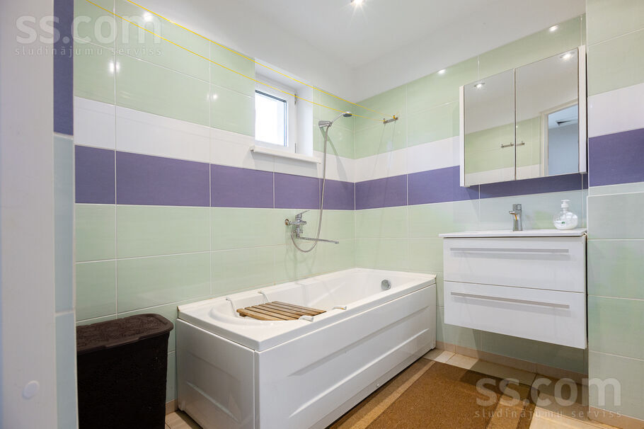 Ābeļu iela 6, Tušķi, Jelgava un raj., Līvbērzes pag. — maja