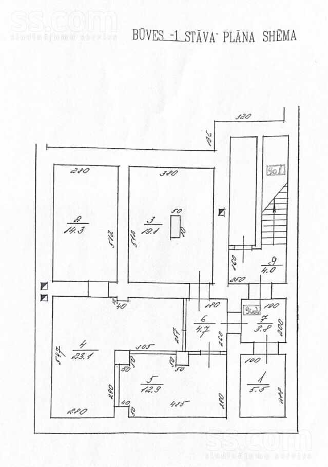 Lastādijas 42, Rīga — maja