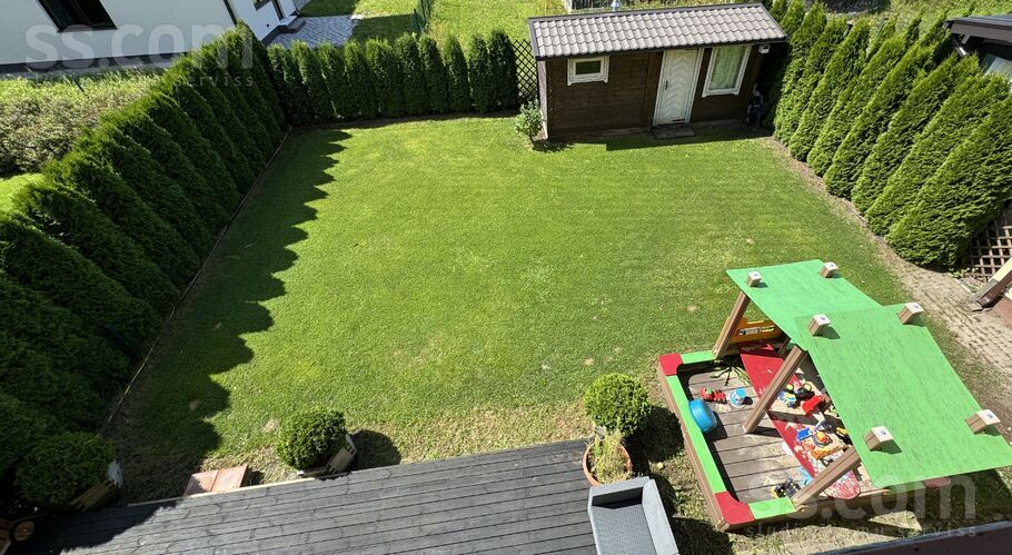 Vīnkalnu iela 37, Mārupe, Rīgas rajons, Mārupes pag. — maja