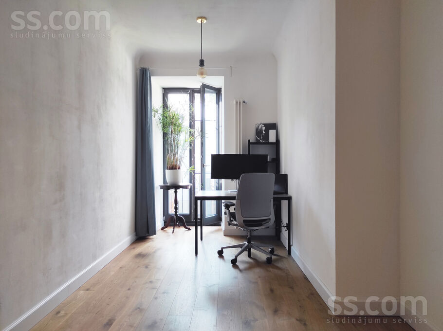 Mūrnieku 12a, Rīga — dzivoklis