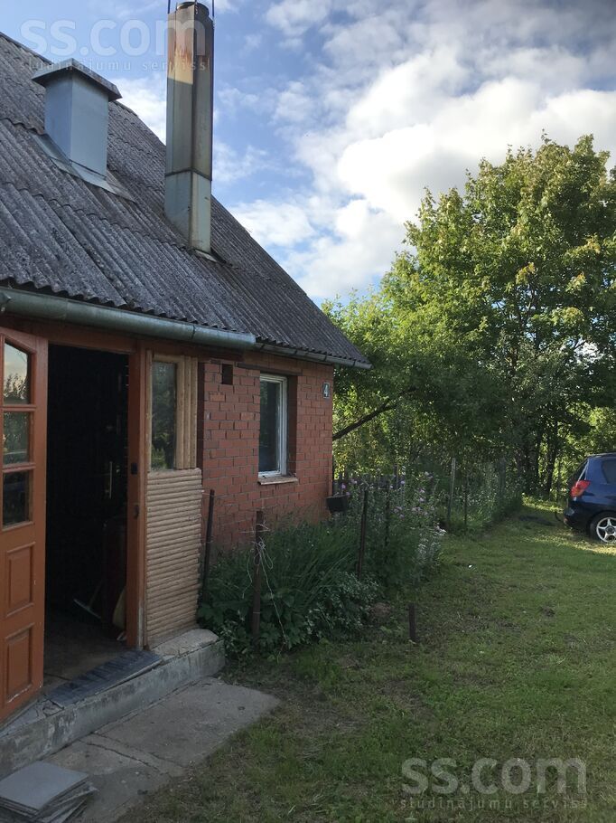 Celtnieku 4, Augstkalne, Krāslava un raj., Ūdrīšu pag. — maja