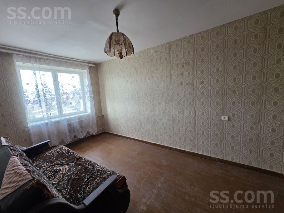 18.novembra iela 12, Rēzekne un raj., Rēzekne — dzivoklis