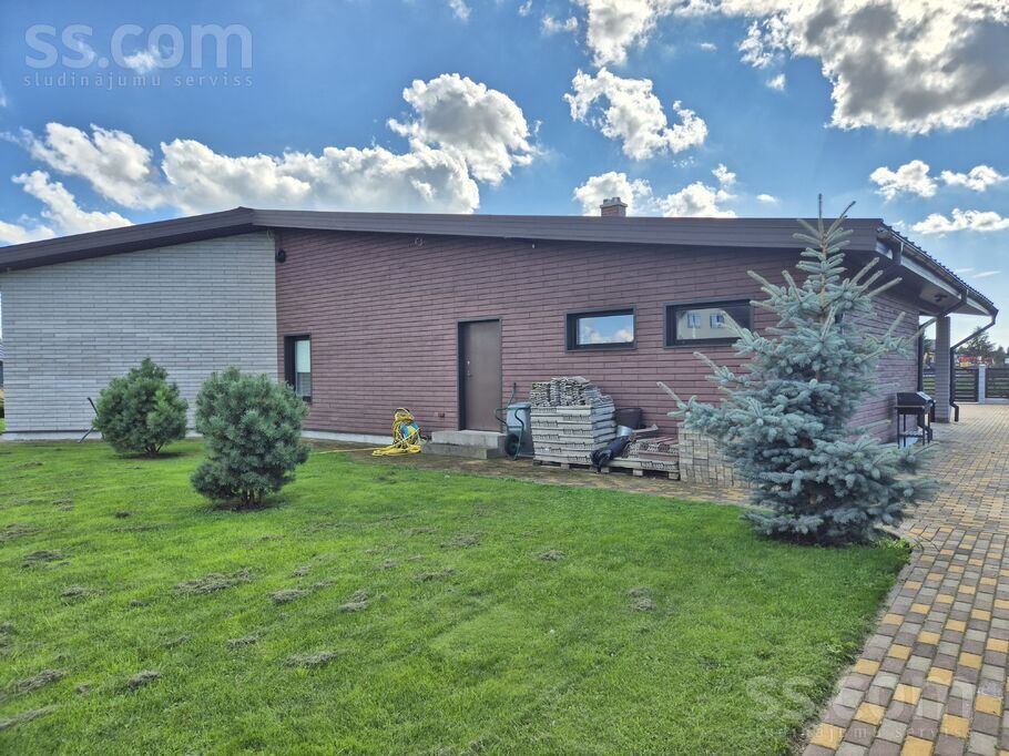 Salnu, Ventspils un raj., Ventspils — maja