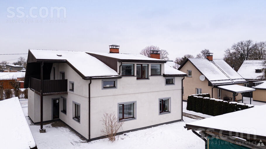 Emīla Dārziņa iela 7, Jelgava un raj., Jelgava — maja