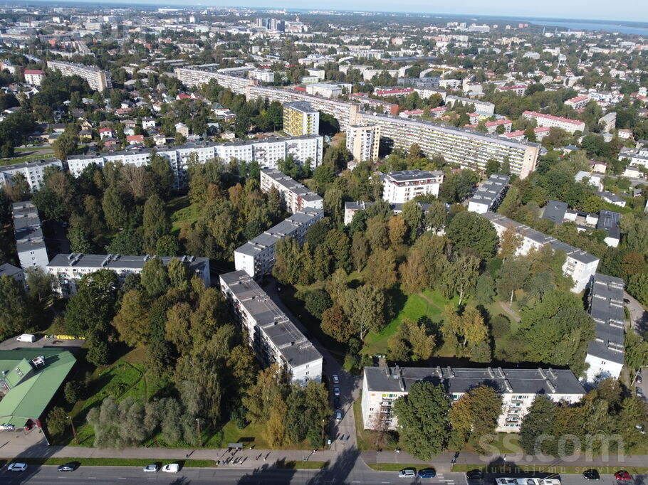 Stirnu, Rīga — zeme