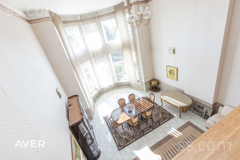 Liliju iela, Mārupe, Rīgas rajons, Mārupes pag. — maja