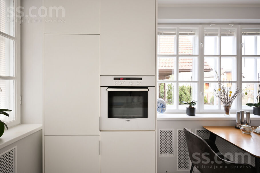 Tulpju iela 11, Katlakalns, Rīgas rajons, Ķekavas pag. — maja