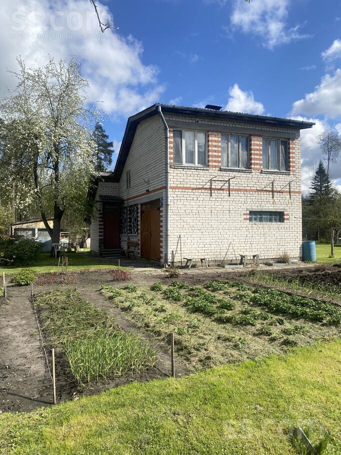 Bitite-2, Galiņi, Rīgas rajons, Olaines pag. — maja