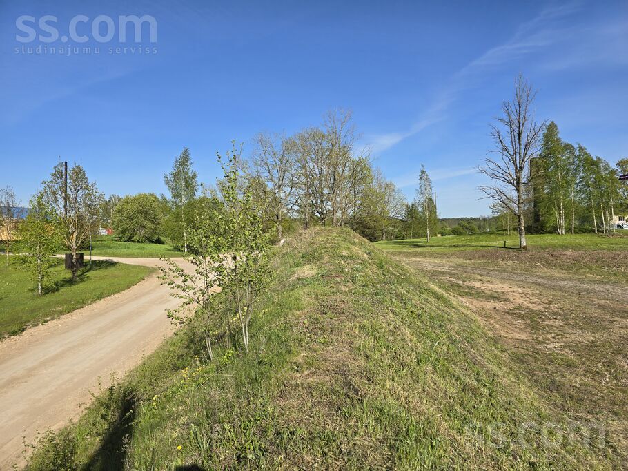 Pūcītes, Cēsis un raj., Cēsis — zeme