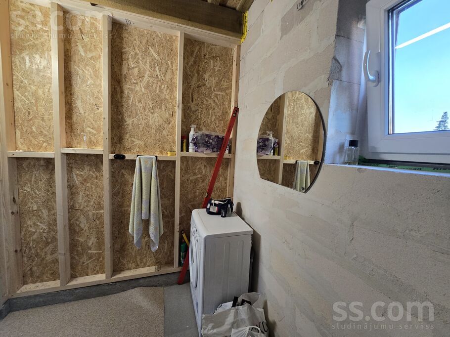 Anniņas 9, Mežezeri, Rīgas rajons, Salaspils l. t. — maja