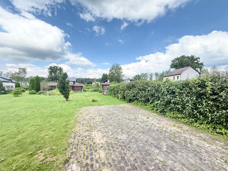 Sātiņu 17, Rīga — zeme