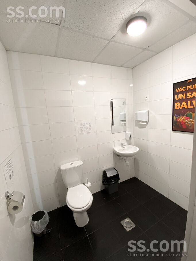 Tirgus 3, Krāslava un raj., Krāslava — telpa