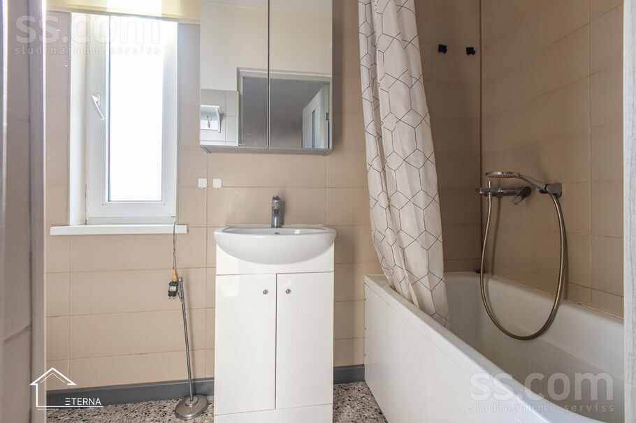 Šosejas iela 29, Carnikava, Rīgas rajons, Carnikavas nov. — maja