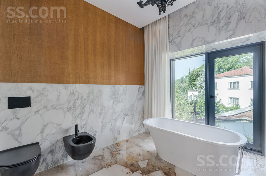 Lībekas, Rīga — maja