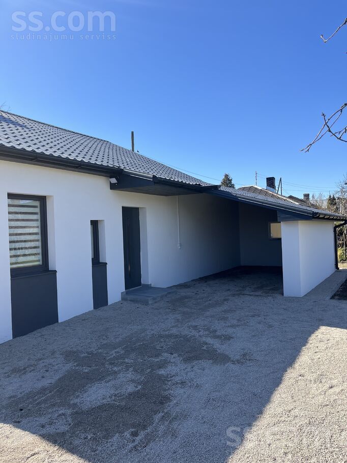 Gaismas iela 25, Jelgava un raj., Jelgava — maja