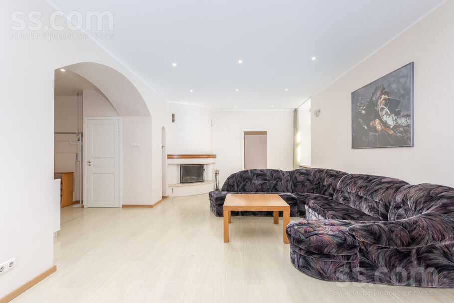 Vaļņu 21, Rīga — dzivoklis