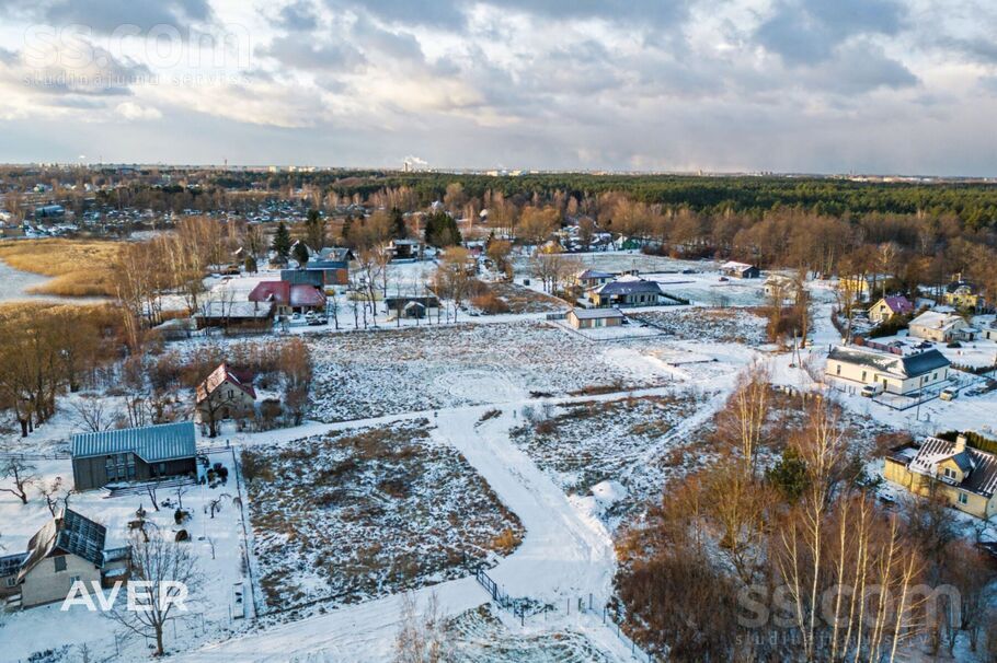 Kalmju 2d, Rīga — zeme