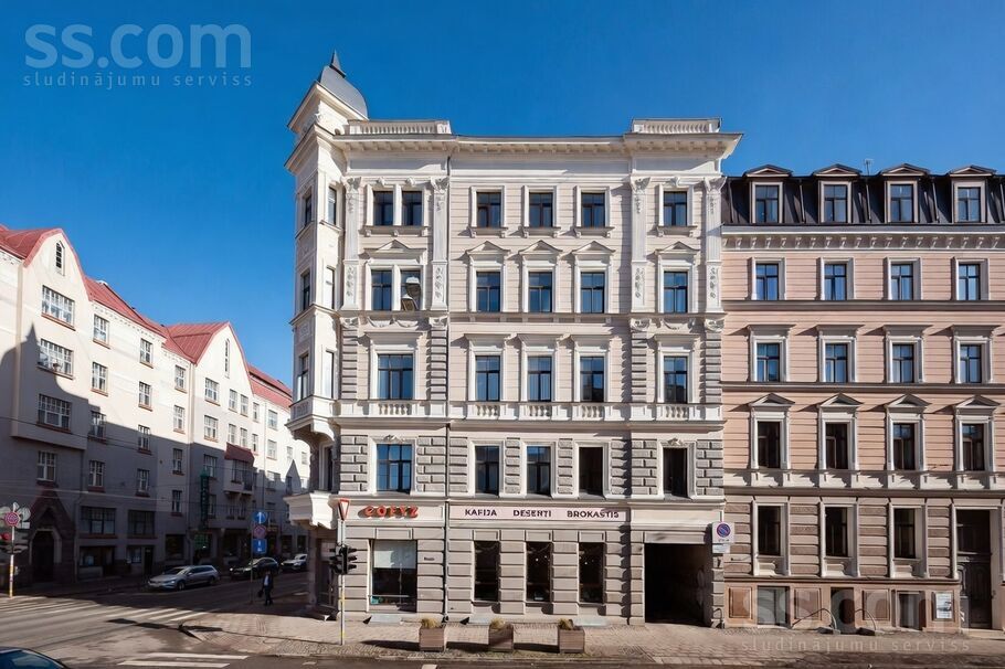 Čaka 52, Rīga — dzivoklis