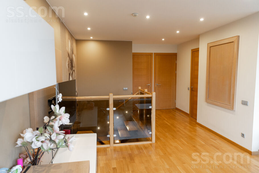 Rietumkrasta 1, Liepāja un raj., Liepāja — dzivoklis