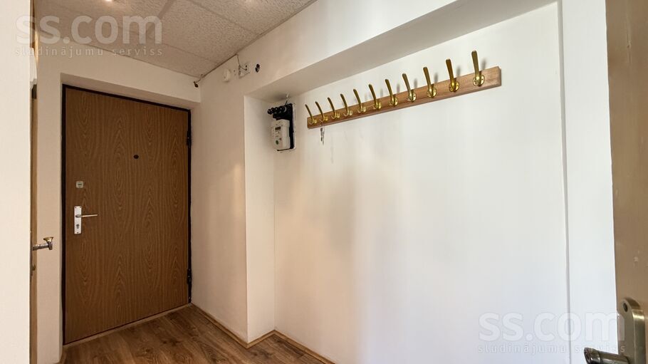 Rododendru 12, Rīga — dzivoklis