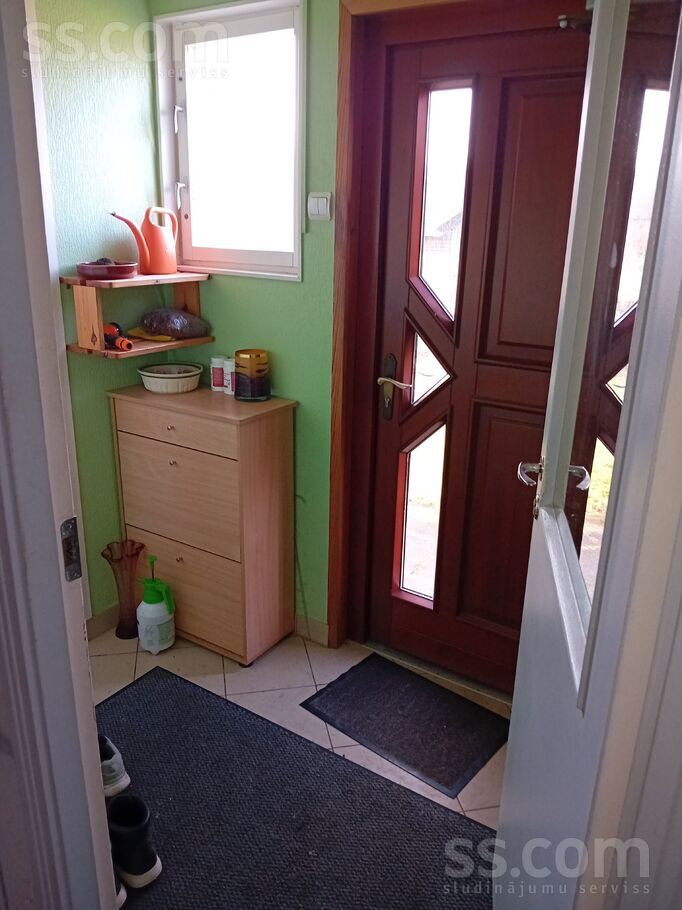 Alejas iela 6, Jāņmuiža, Cēsis un raj., Priekuļu pag. — maja