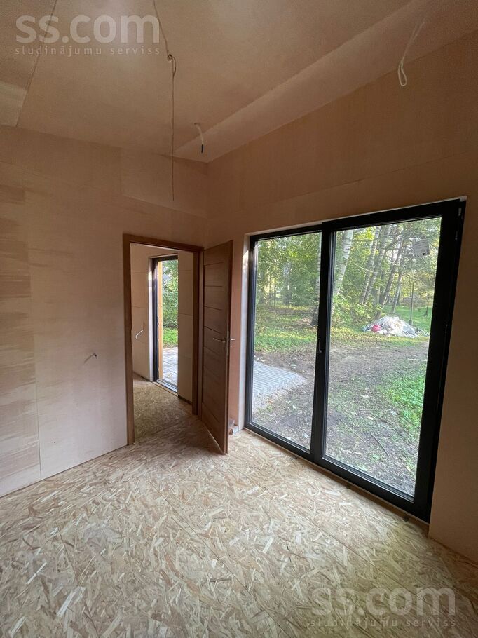 Dzelzceļa 3a, Jūrmala — zeme