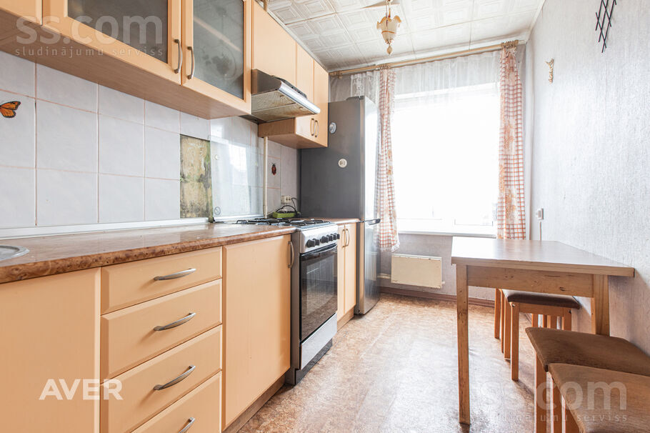 Asteru 12, Jelgava un raj., Jelgava — dzivoklis