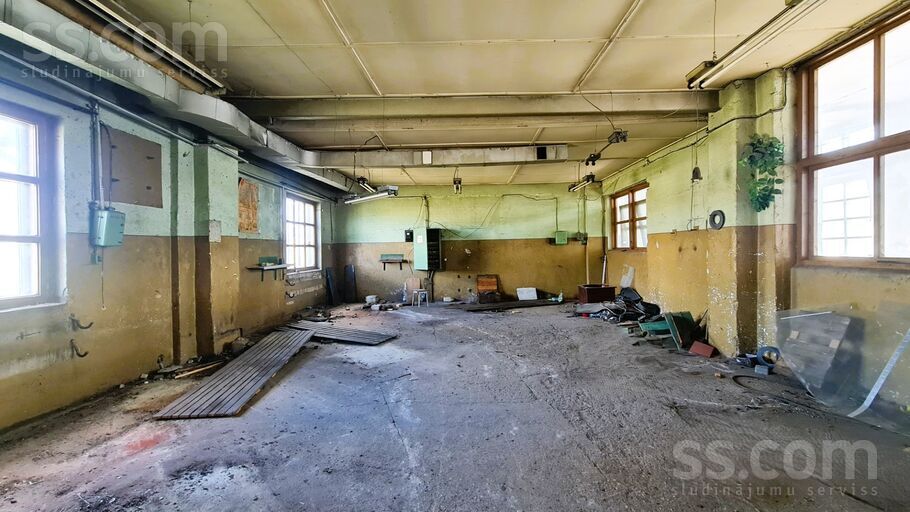 Dāboliņi b/n, Cēsis un raj., Raunas pag. — telpa