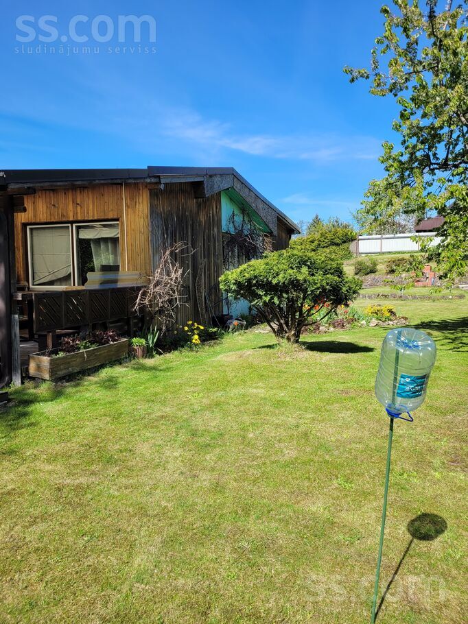 Daugavmalas 3, Rīga — maja