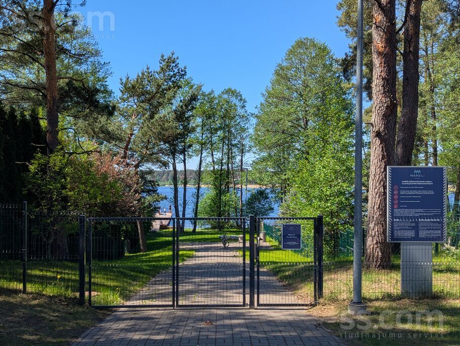 Astrīdas iela 15, Baltezers, Rīgas rajons, Garkalnes nov. — zeme