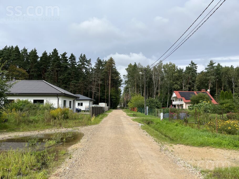 Beberbeķu 5. l. 10d, Rīga — zeme