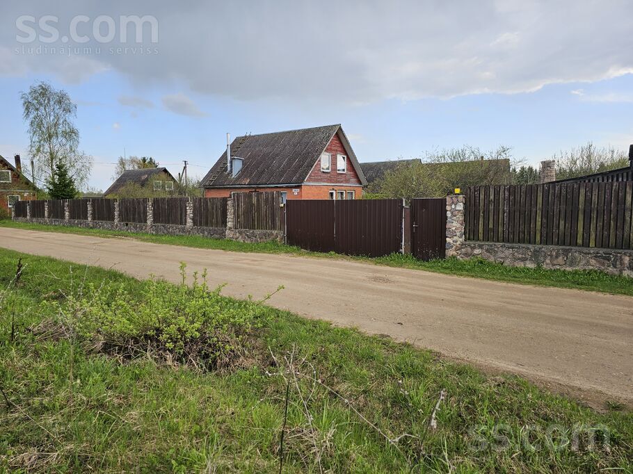 Saules iela 17, Konstantinova, Krāslava un raj., Konstantinovas pag. — maja