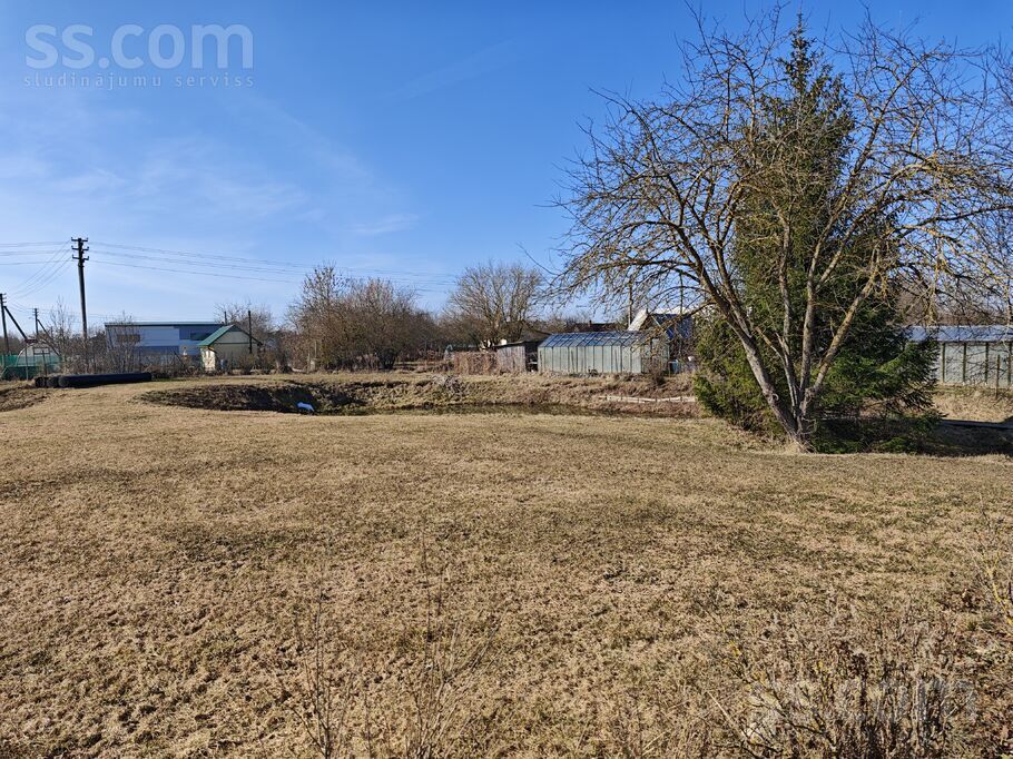 Buši, Zīlāni, Jēkabpils un raj., Kūku pag. — maja