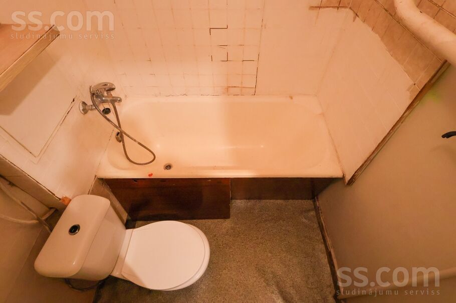 Oskara Kalpaka iela 66, Liepāja un raj., Liepāja — dzivoklis