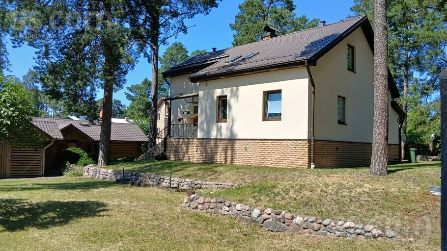 Skuju iela 26, Rīgas rajons, Saulkrasti — maja