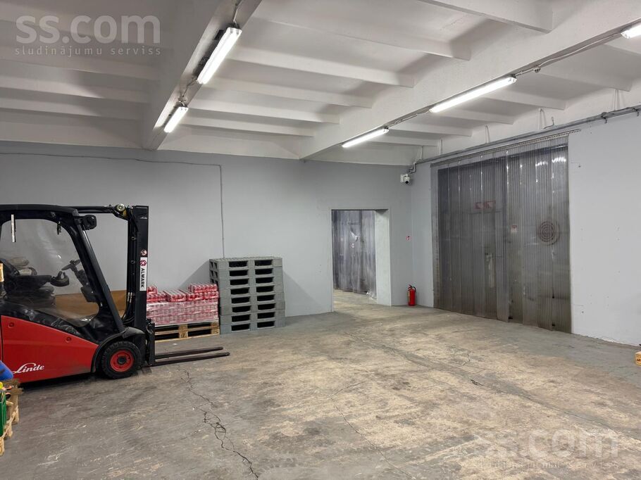 Kaķasēkļa d. 31a, Rīga, Sarkandaugava — telpa