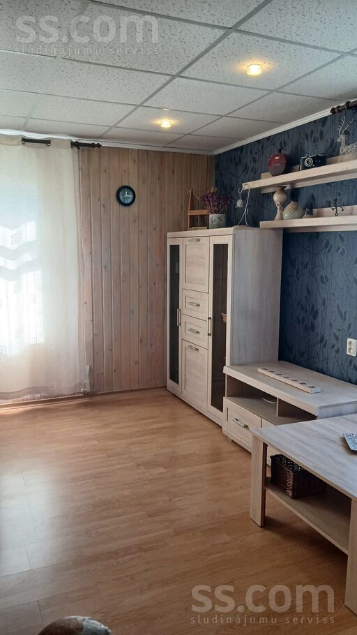 Pērnavas 3, Valmiera un raj., Rūjiena — maja