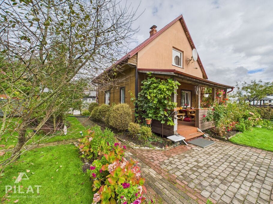 Devītā iela 2, Šķēde, Liepāja un raj., Medzes pag. — maja