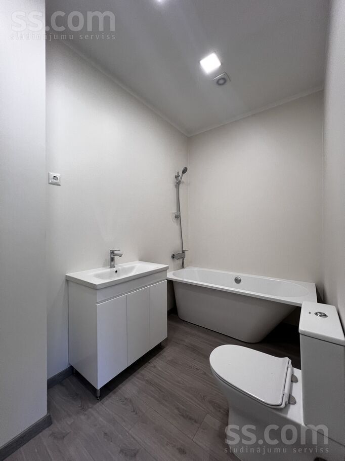 Elizabetes 35, Mārupe, Rīgas rajons, Mārupes pag. — maja