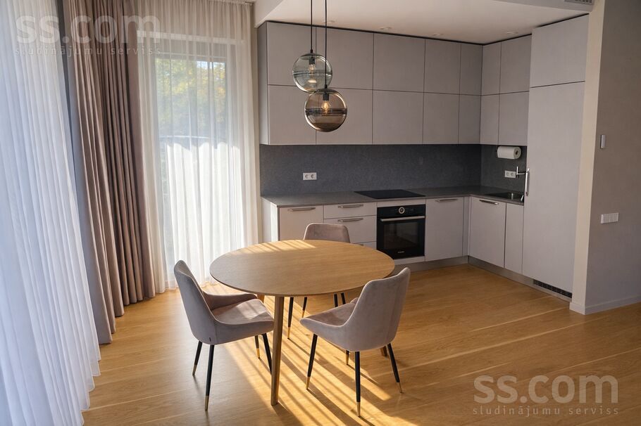 Zvejnieku 24, Rīga — dzivoklis