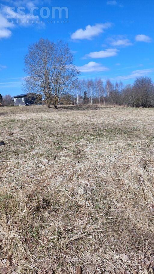 Valmieras 15a, Valmiera un raj., Rūjiena — zeme