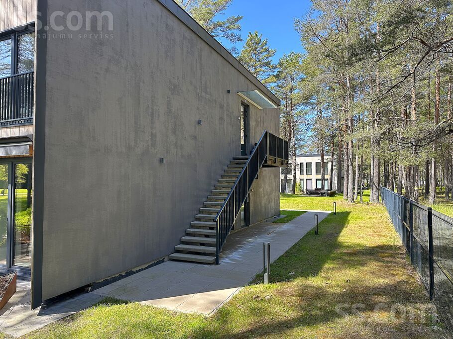 Mēness Dārzs 2, Ķesterciems, Tukums un raj., Engures pag. — dzivoklis