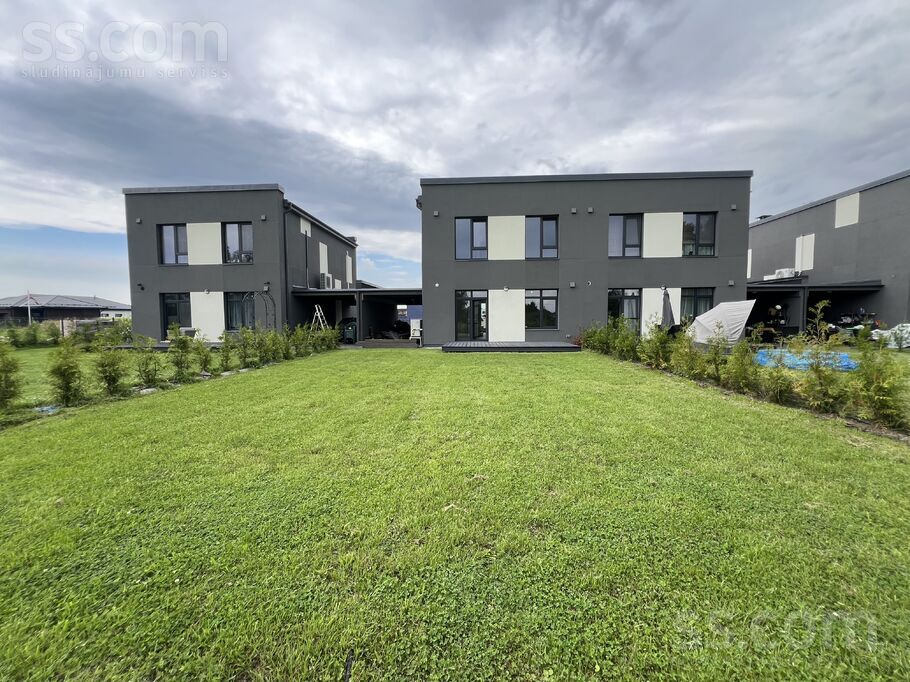 Petera 30, Mārupe, Rīgas rajons, Mārupes pag. — maja