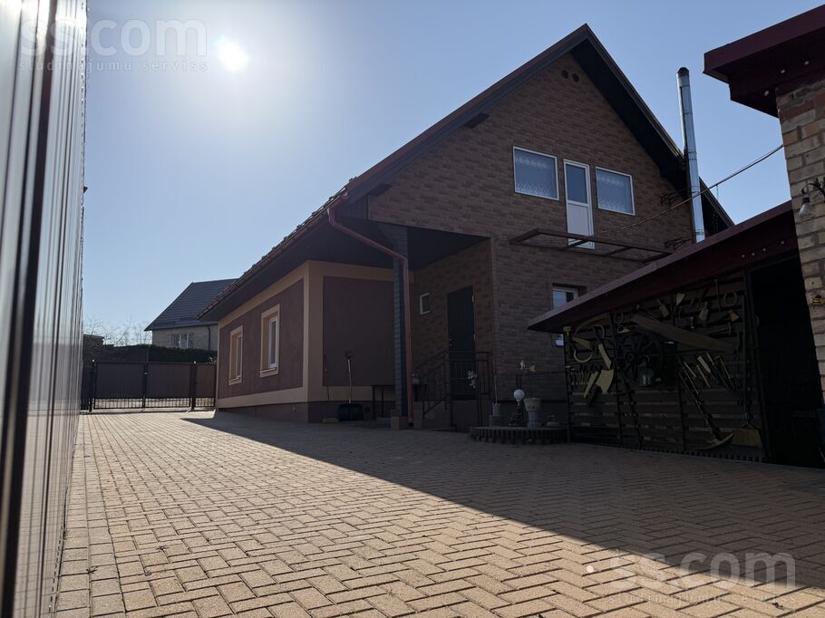 Zvaigžņu iela 8, Rēzekne un raj., Rēzekne — maja